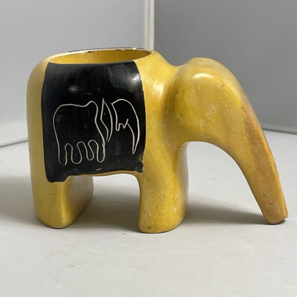 Small Yellow Soapstone Elephant Candle Holder Cute Boho Decor 4 Inches - Picture 4 of 9